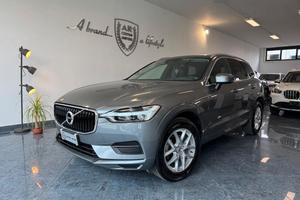 Volvo XC60 2.0 d4 190cv Awd Momentum Cockpit Full
