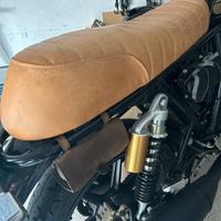 Sella in pelle artigianale per Interceptor