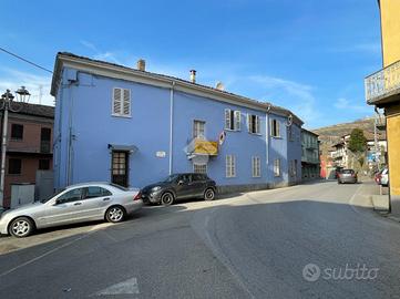 CASA SEMINDIPENDENTE A COSSANO BELBO