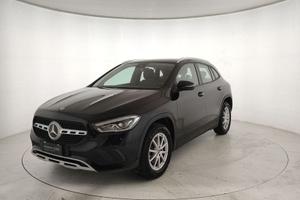 Mercedes-Benz GLA 180 d Business auto