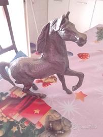 coppia cavalli in metallo 