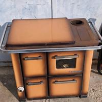 2 stufe a legna cucinacon forno olimpia e marocchi