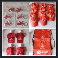 Gadget Casa Maglietta Cappellini Sacche Borracce