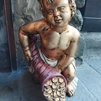 Bimbo con cornucopia