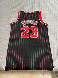 Canotta NBA Michael Jordan autografata