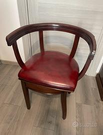 Poltroncina legno  in pelle girevole