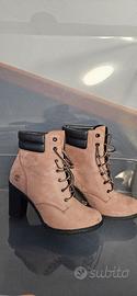 Stivaletti rosa con tacco Timberland