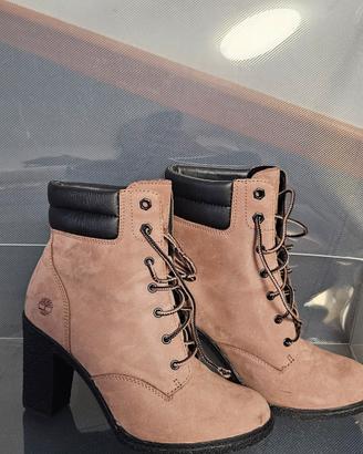 Stivaletti rosa con tacco Timberland