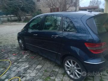  Mercedes B180 sport 