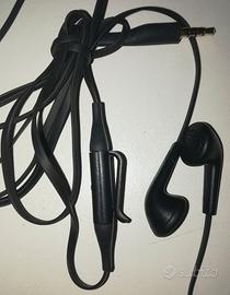 2 AURICOLARI STEREO PER CELLULARE