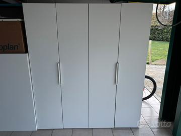 Due armadi ikea platsa