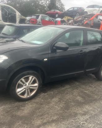 Nissan Qasqai HR16