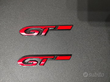 Adesivo GT logo auto colore rosso