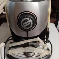 macchina caffè cappuccino Nina Saeco