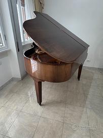 pianoforte mezza coda Petrof