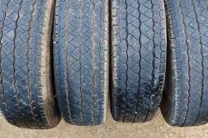 gomme 195/75/r16