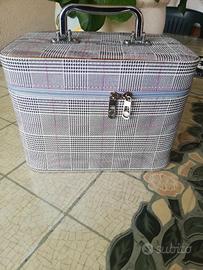 Beauty case da viaggio con specchio