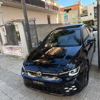 Volkswagen Golf 8 GTI 2.0 TSI 245 CV