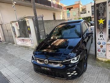 Volkswagen Golf 8 GTI 2.0 TSI 245 CV