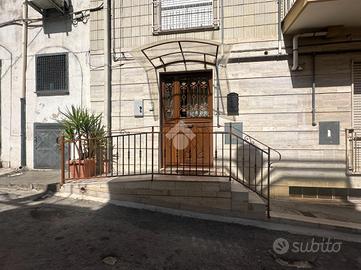 CASA INDIPENDENTE A CANOSA DI PUGLIA