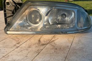 Fari Alfa Romeo 166