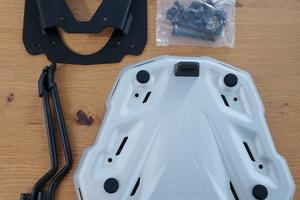KIT GIVI PIASTRA ALL. M9A + SRA5126 - BMW G310GS