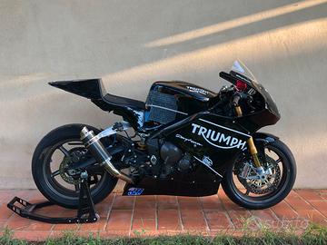 Triumph daytona 675