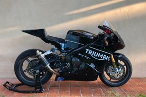 Triumph daytona 675