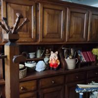 tavolo credenza e sedie