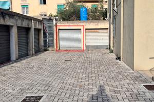 FABBRICOTTI: Garage in condominio recintato