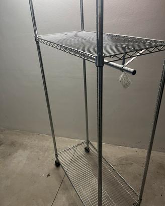 Scaffale porta vestiti