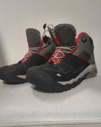 Scarponcini Trekking Quechua N. 35 Impermeabili