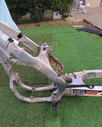 Telaio Honda crf250r 