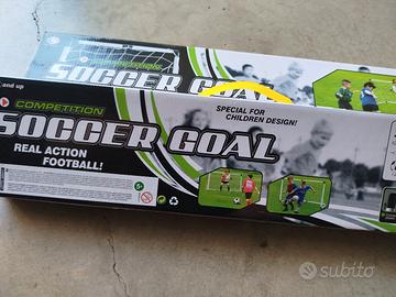 Porta da calcio per bambini con pallone e pompetta