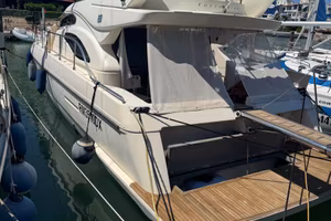 Ferretti 430