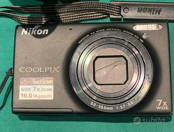 Fotocamera Nikon Coolpix S6160