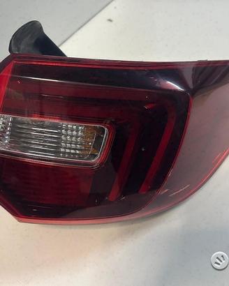 Fanale posteriore dx sx opel grandlandx 9846766680
