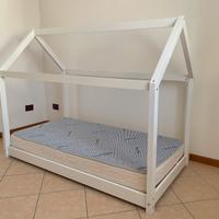 Lettino a capanna stile Montessori