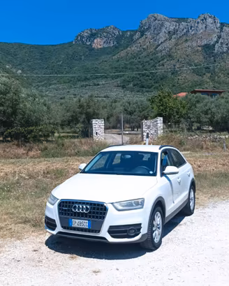 AUDI Q3 QUATTRO business