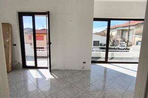 Casa bifamiliare, ingresso indipendente