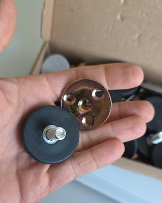 MAI PIÙ TAVOLI CHE BALLANO! Set Livellatori Profes