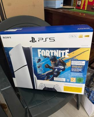 Consolle ps5 disco slim sony 1 tera nuova