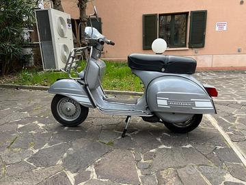 Vespa rally 200 conservata
