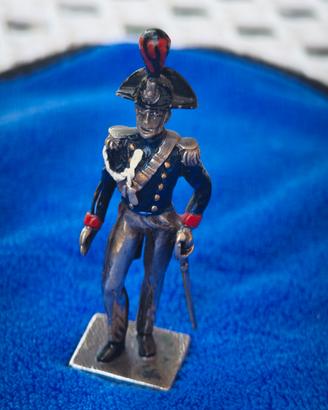 Statuina in argento carabiniere 