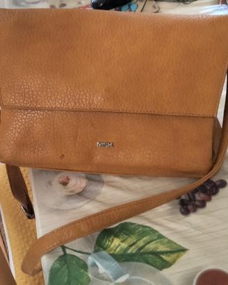 borsa tracolla marchio MSK colore senape