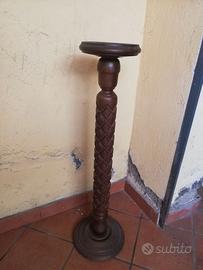 Colonna in legno