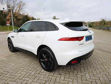 JAGUAR  F-PACE
