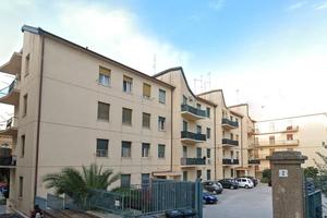 Centrale appartamento via Lombardia