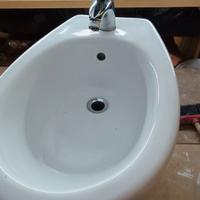 Bidet bagno completo di rubinetto