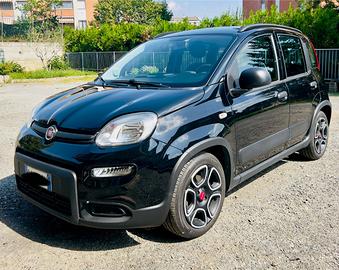 Fiat Panda Hybrid pari al nuovo